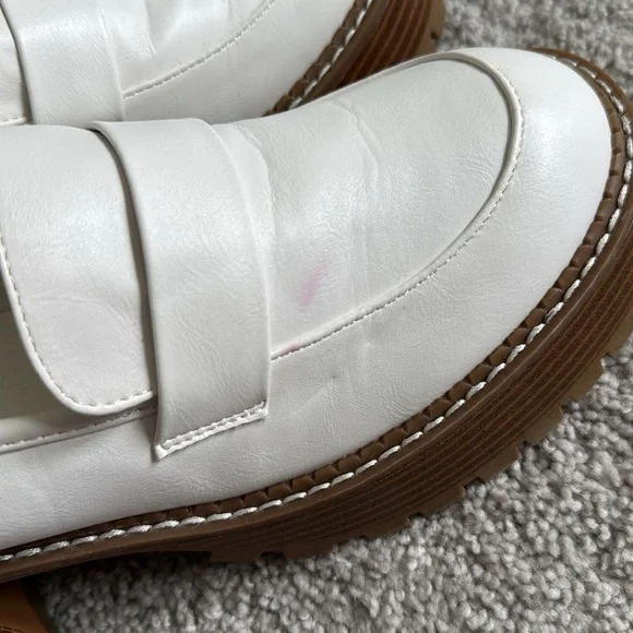 Mia Delilah Lug Sole Platform Loafers, White Leather - Size 8.5 - Picture 5 of 8